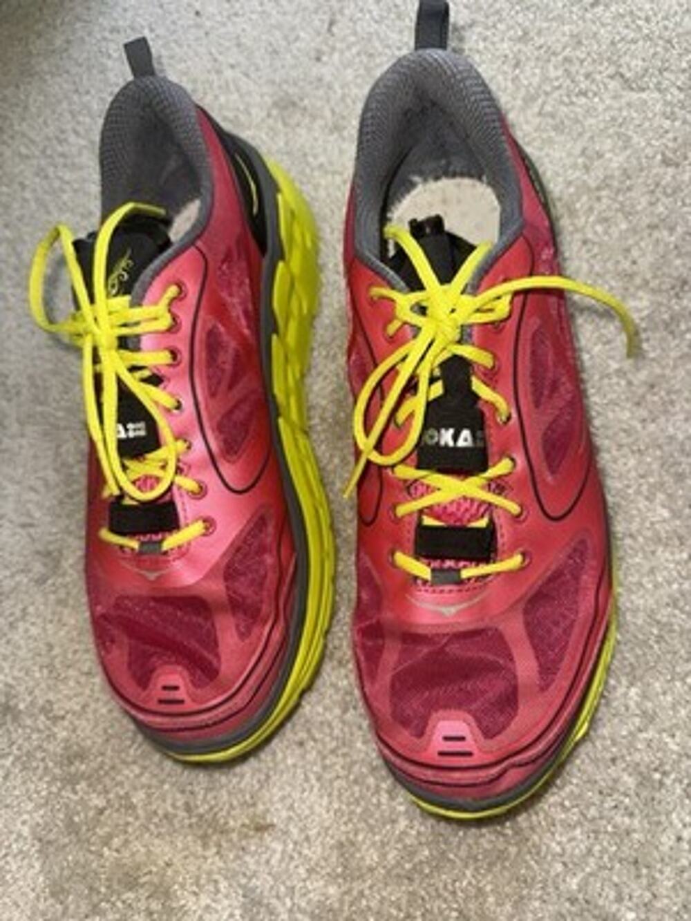 Women's Hoka One One Conquest "Paradise Pink" Running Shoes Sz. 10.5